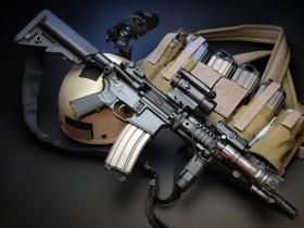 美机在南海遭解放军拦截